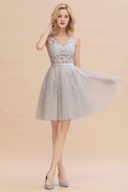 Modest Tulle V-Neck Lace Short Prom Dress Sleeveless Appliques Party Dresses On Sale