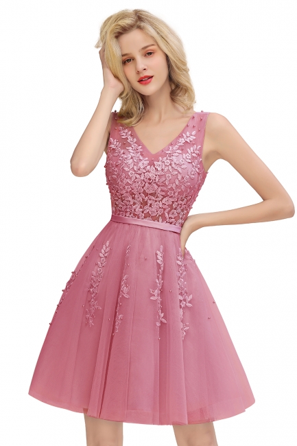 Modest Tulle V-Neck Lace Short Prom Dress Sleeveless Appliques Party Dresses On Sale