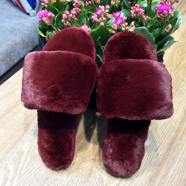 Style SD1100 Women Slippers