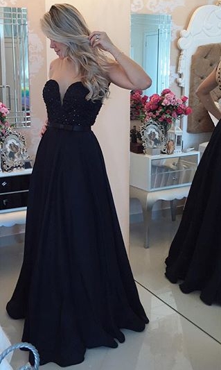 Sweetheart Black Chiffon Evening Gowns with Beadings A-Line Open Back Prom Dress