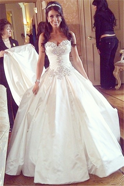 Sweetheart Ball Gown Plus Size Wedding Dresses Crystals Beads Chapel Train Princess Wedding Gowns BO9568