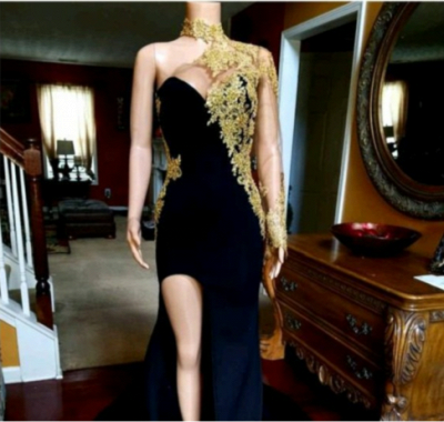 Black Mermaid Front-slit Appliqued Long Sleeve Prom Dresses_4