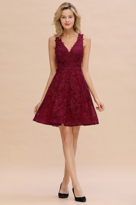 Simple V-Neck Straps Lace A-Line Short Prom Dress Appliques Sleeveless Knee Length Party Dresses Online_17