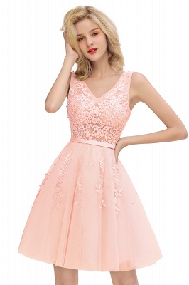 Modest Tulle V-Neck Lace Short Prom Dress Sleeveless Appliques Party Dresses On Sale_1