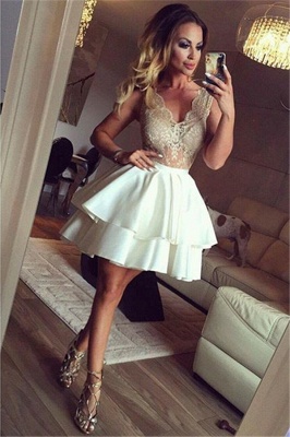 V-neck Illusion Lace Homecoming Dresses  Tiered Short Hoco Dress  Online_1