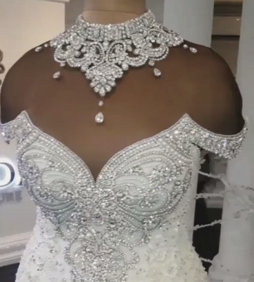 Gorgeous Off-the-Shoulder Lace Appliques Wedding Dresses Crystals Mermaid Bridal Gowns Online_4